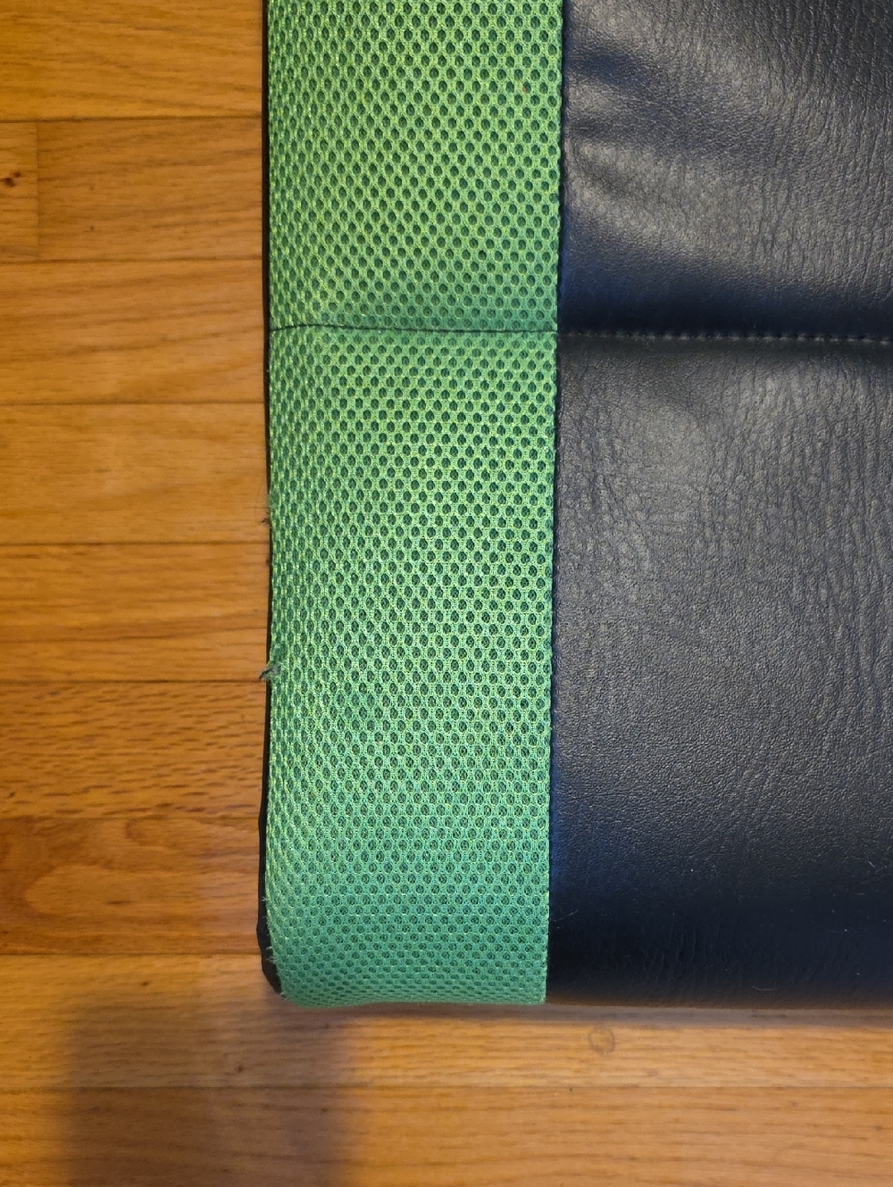 Black and Lime Green Floor Gaming Chair - Picture 4 of 9